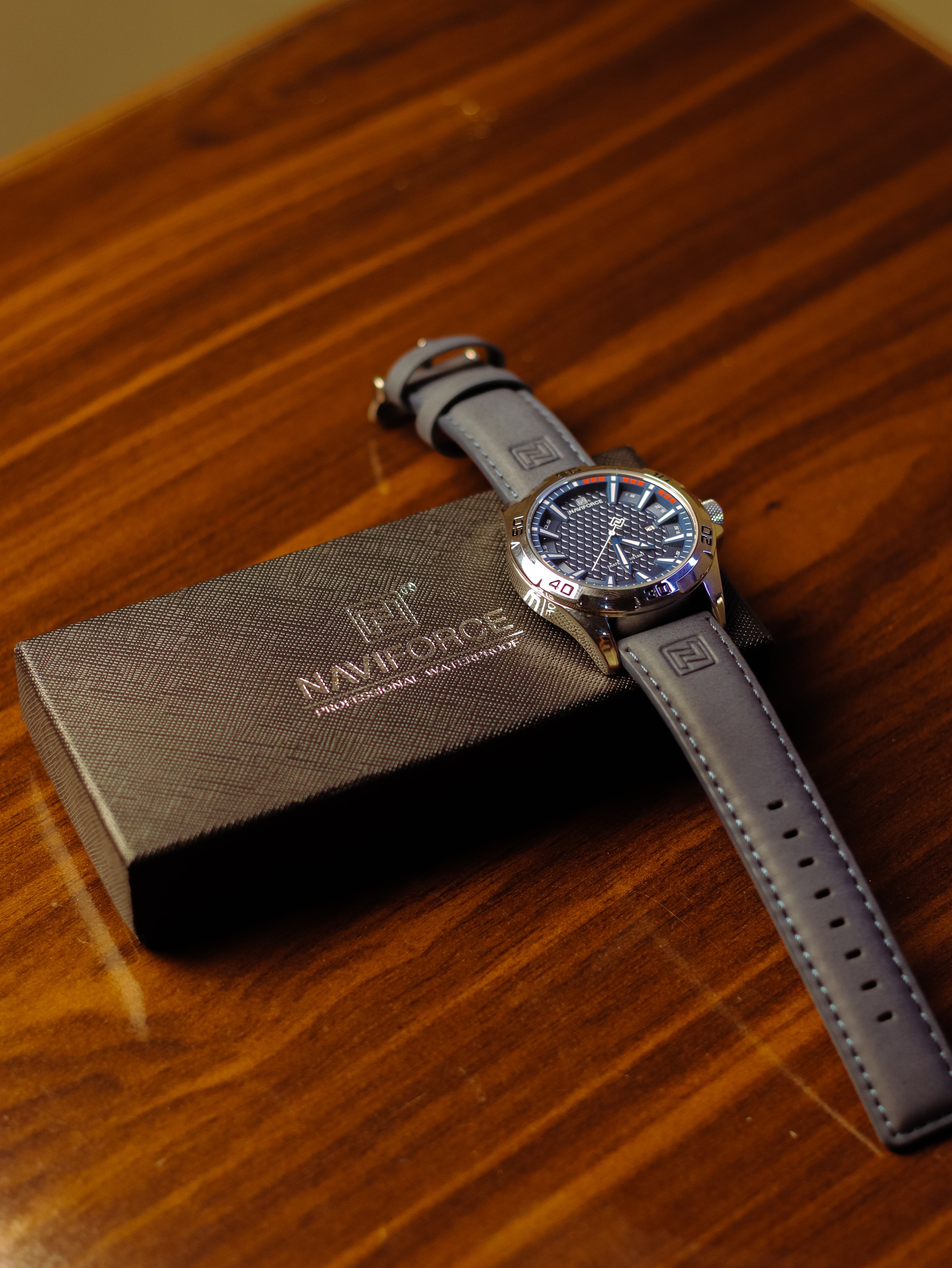 NaviForce Classic Watch
